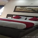Hotel The Gayatri By Sky Stays