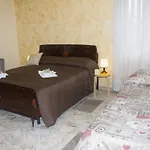 A La Maison