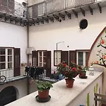 Sunshine Hostel Palermo