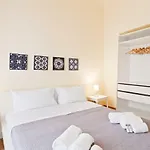 Quattro Canti Central Flats