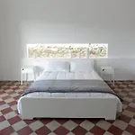 Reusuite Authentic Sicilian Hospitality