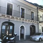 Santa Maria La Scala La Timpa E Il Mare Comfort Rooms