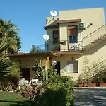 B&B Bouganvillea