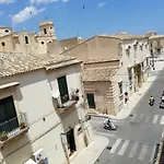 Casa Al Centro Di Carolina