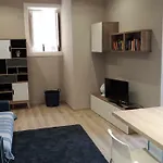 9 House Ortigia