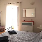 Charming Apartment Ortigia