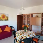 Casa Vacanze A 200 Metri Dal Mare
