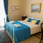 Madeli Golden Home