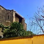 La Casa Accanto Alla Cuba