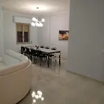 Casa Bella - 3 Baths - Walk To Ortigia