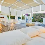 Luxury Penthouse Spa By Sea