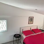 Deni'S Apartments Per 4