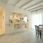 Acqua Azzurra Holiday Home