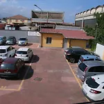 Etna Parking