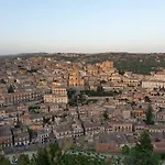 Le Rose Di Modica