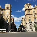 Central Station Apartments Holidays