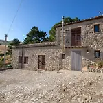 Madonie Park Gates - Casa In C.Da Donalegge