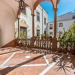 Casa Degli Affreschi A Palazzo Lungarini