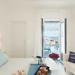 Acqua Azzurra Holiday Home