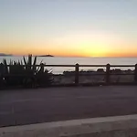 Casa Vacanza -Lungomare Barcarello- Affitti Brevi