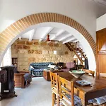 Domus Sicily - Saffron Cottage