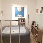 Jacuzzi Spa Apartment Palermo Center