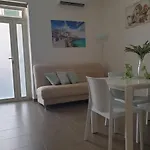 La Petite Maison