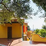 Villa Midia