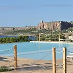 Casa Ninfa Con Piscina A Macari