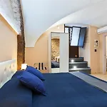 Cerami Studio Flat