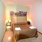 Chic Apartment In Ragusa 70M² View