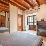Nice Apartment In Palazzo Vatticani