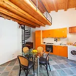 Il Mare In Corte Studio Apartment