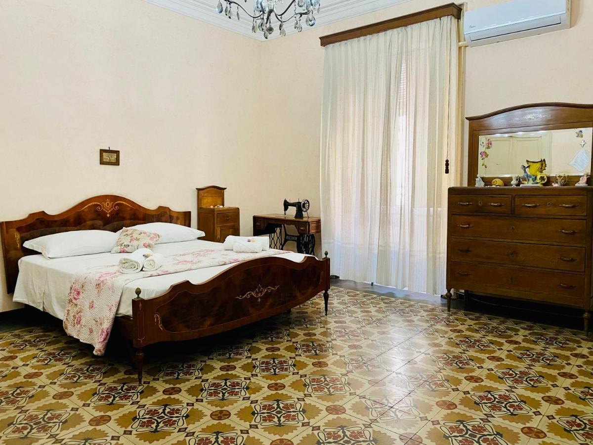 Zu Pippo's House דירה קטאניה