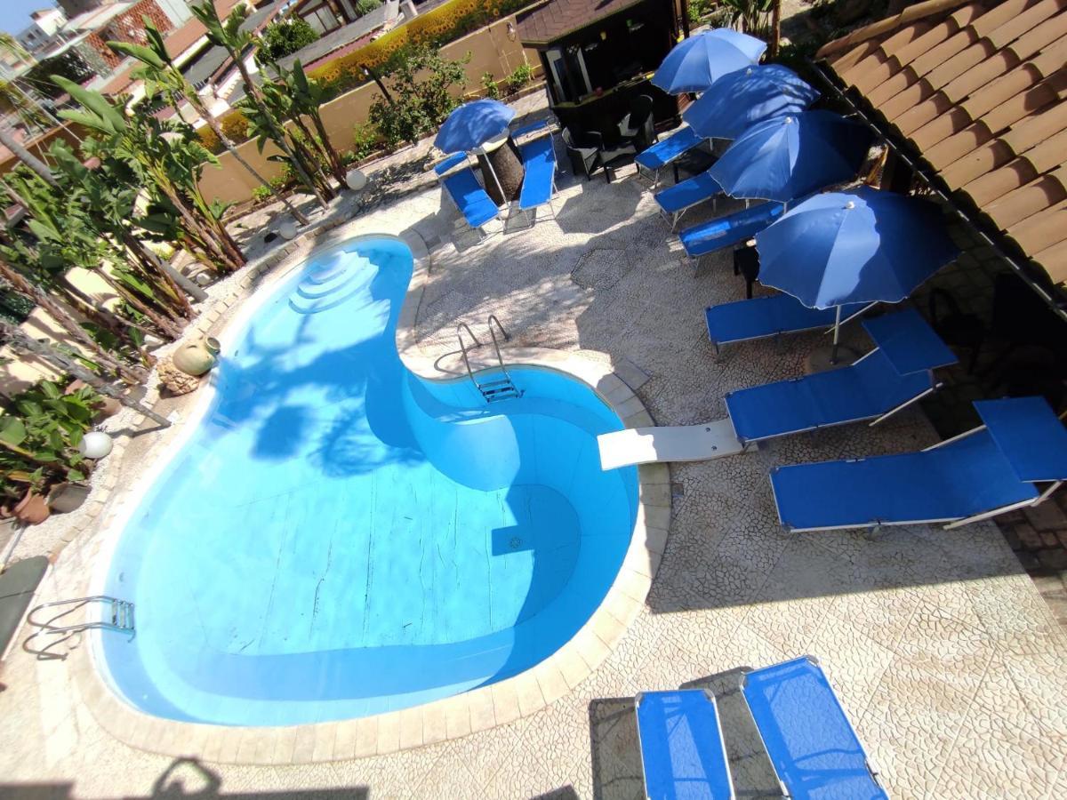 Colomba Guest house *