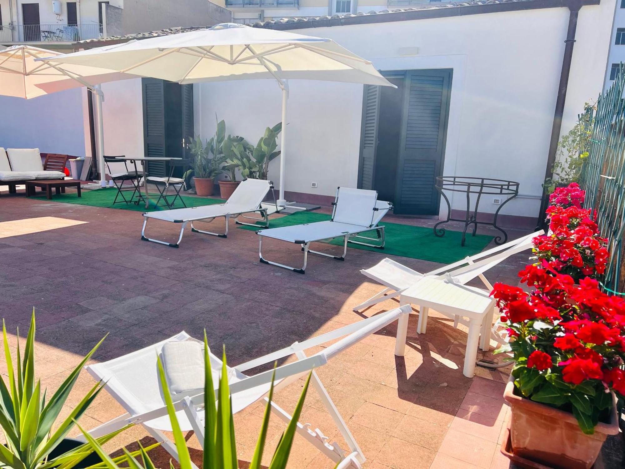Holiday home Loft Centro Con Terrazzo. Free Parking Palermo