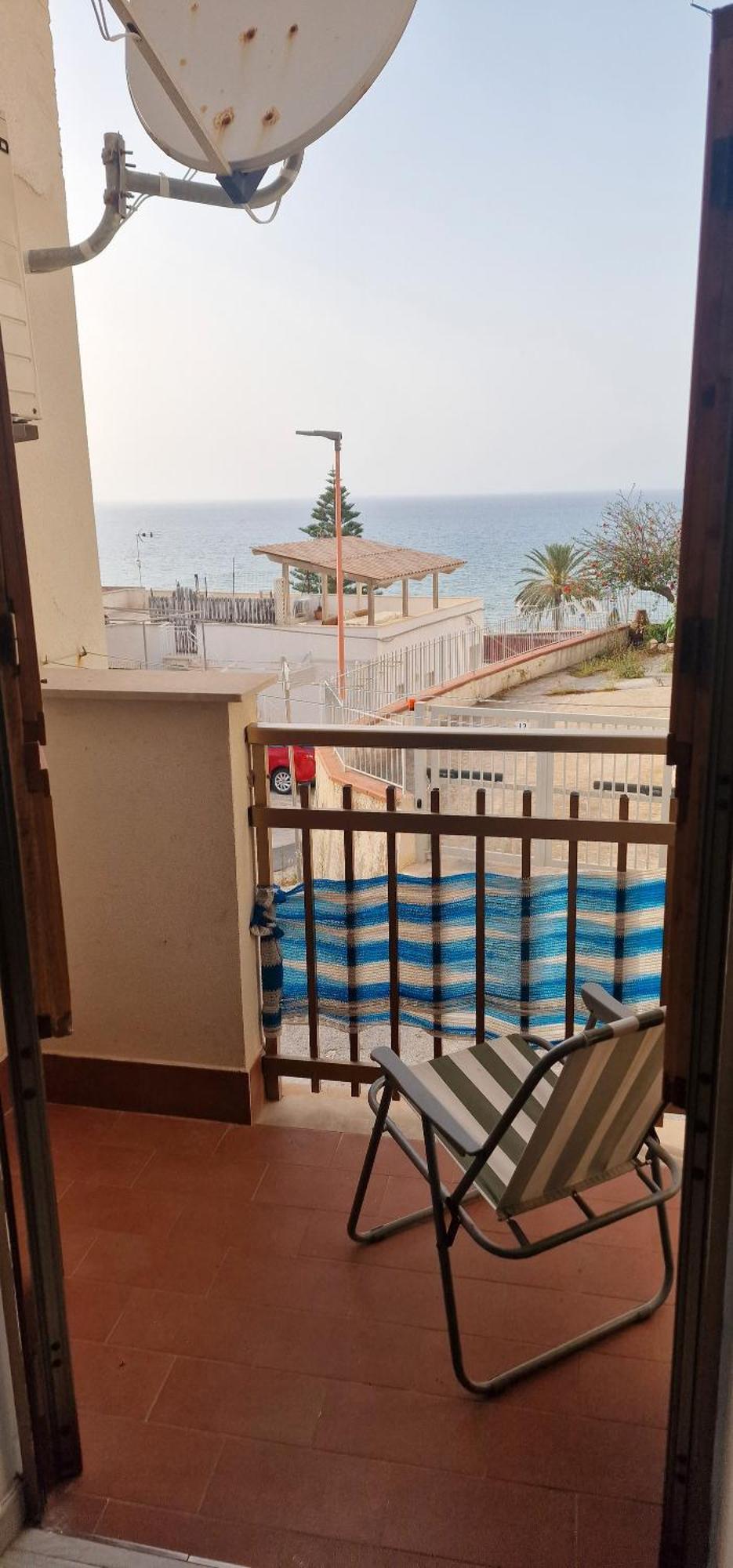 Balcone Sul Golfo Di Castellammare *