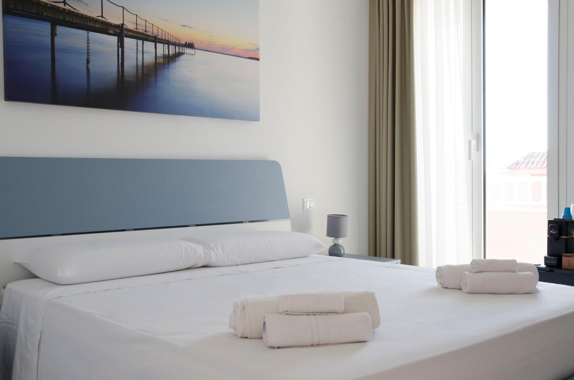 Panta Rei Charme - 6 Min Dalle Spiagge Bed & Breakfast *